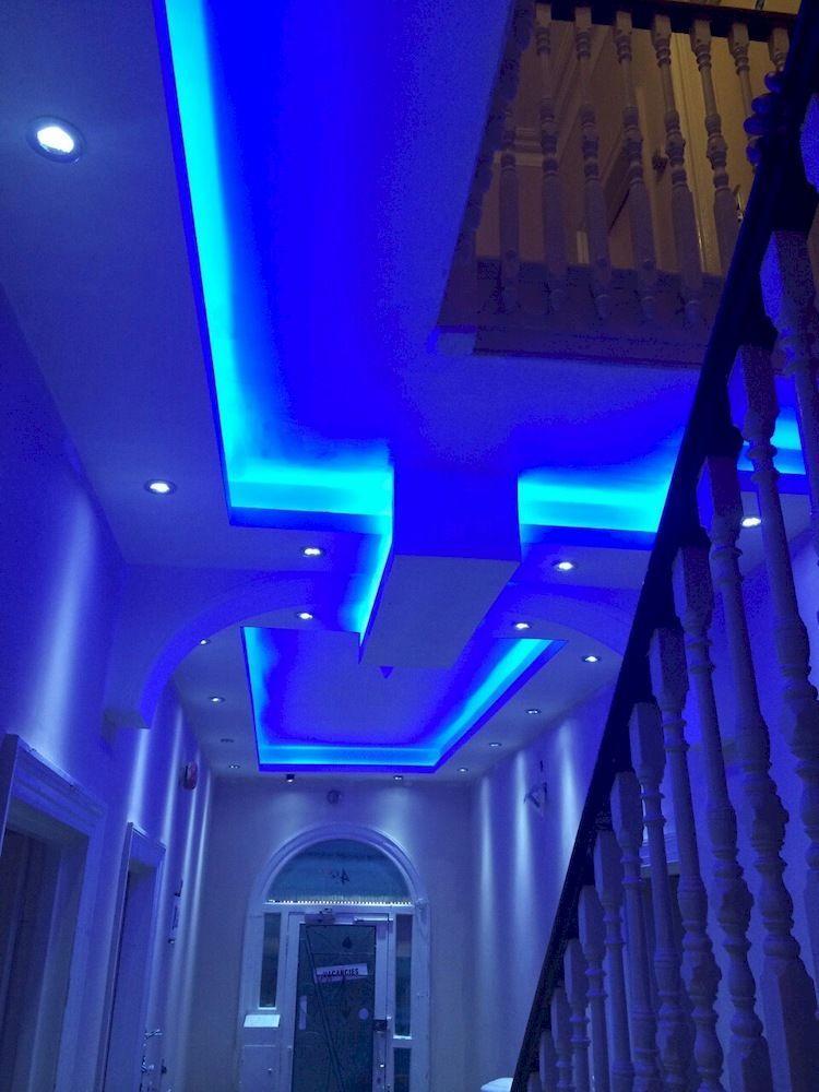 The Crystal Lodge Hotel Croydon Exterior photo